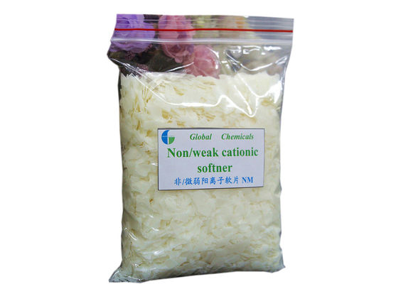 Hot Water Soluble Cationic Softener Flakes Fabric Pretreatment Chemicals