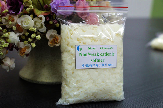 Nonionic / zayıf katonik kumaş yumuşatıcı flakes NM Düşük sararmak
